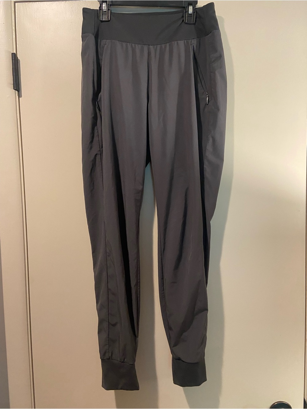 Athleta Bundle - 2 size 2 pants - Picture 7 of 11